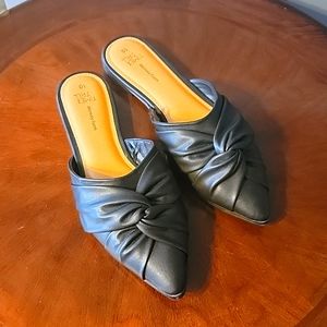 Time and Tru black slip on shoes, size 10